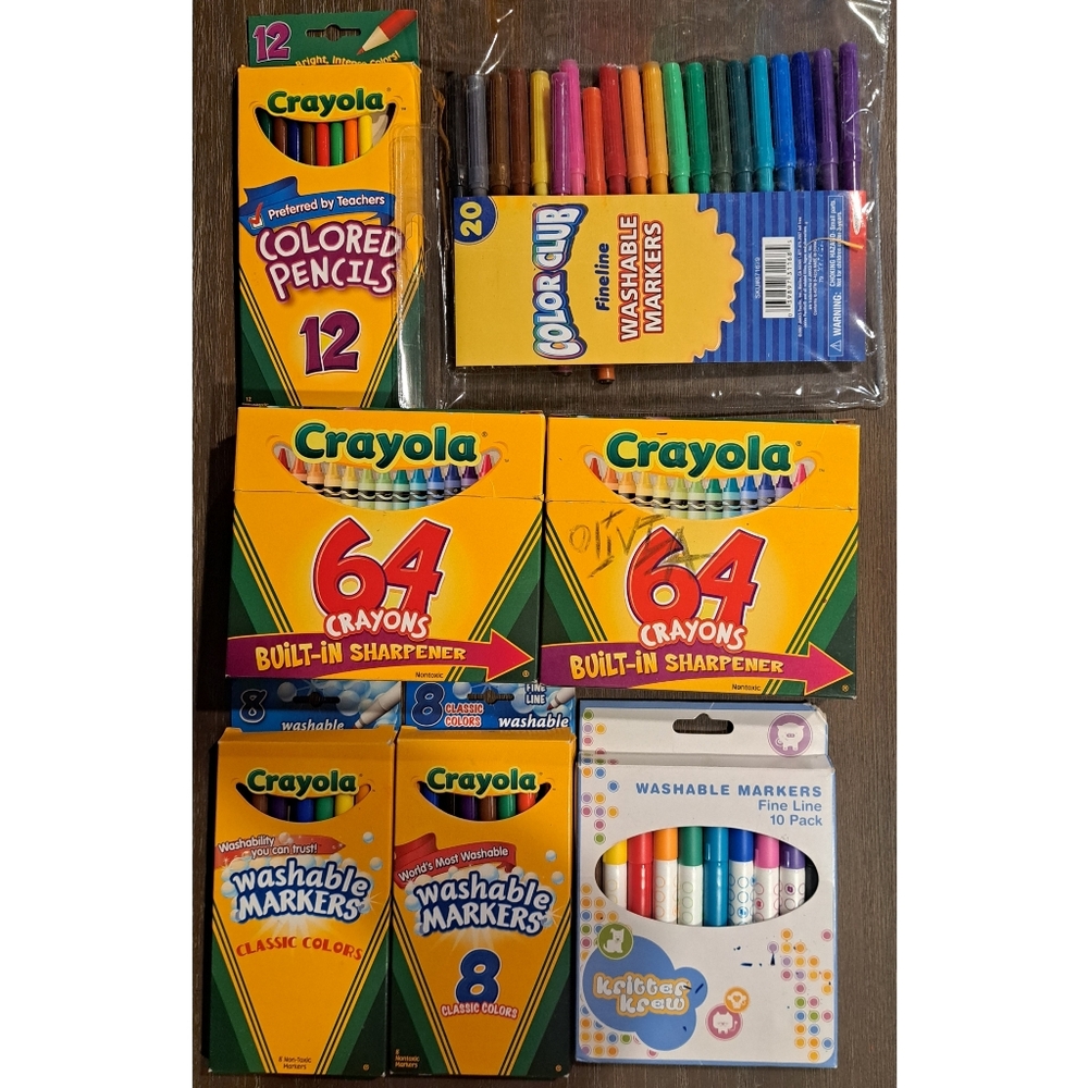 Large Bundle of Lightly Used Childrens Art Coloring Supplies - Crayola
